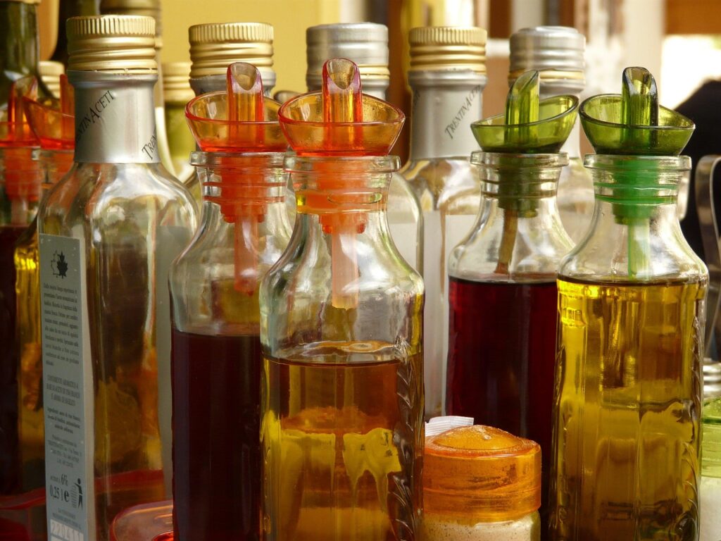bottle, bottles, vinegar, oil, still life, vinegar, vinegar, vinegar, vinegar, vinegar